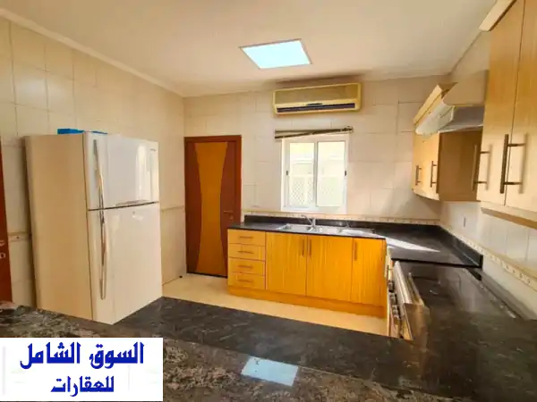 فلل فاخرة للإيجار في سار - ملاذك الخاص لعائلتك!