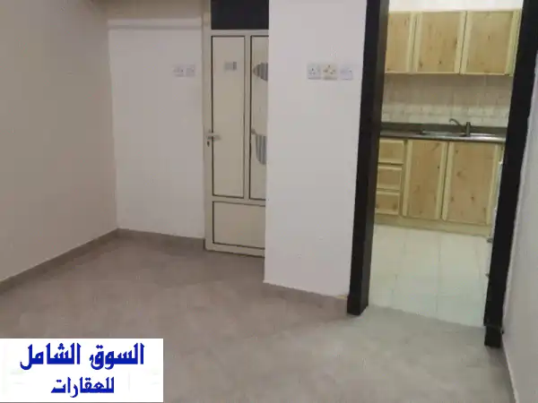 غرفة مُريحة للإيجار في الرفاع - ١١٠ دينار فقط!...