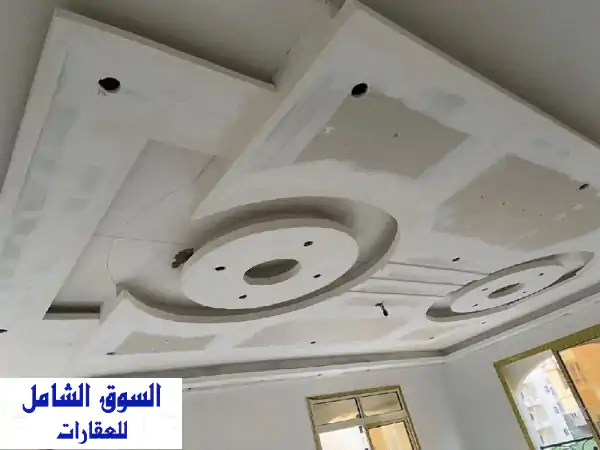 فرصة استثمارية ذهبية! عمارة فاخرة للبيع بالسياحية السادسة أمام مول العرب