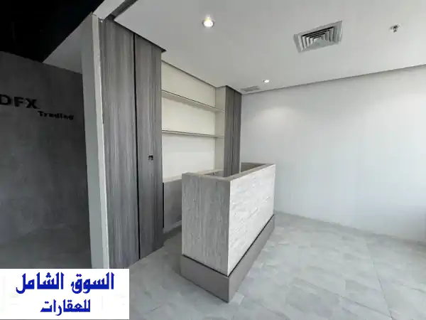 مكتب للإيجار بالشرق - نصف طابق 95م² - مثالي لأعمالك!...