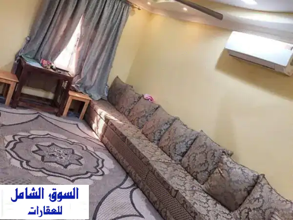 بيت واسع للبيع في مدينة حمد - الدوار السابع! مساحة 363م²، فقط 128,000 دينار قابل للتفاوض!