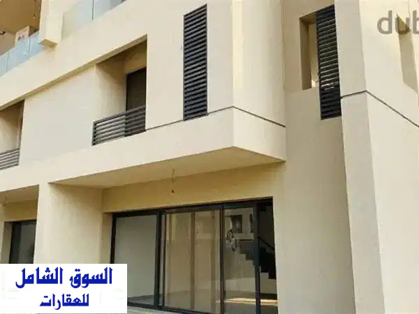 دوبلكس فاخر للبيع في كمبوند البروج | تشطيب الترا...