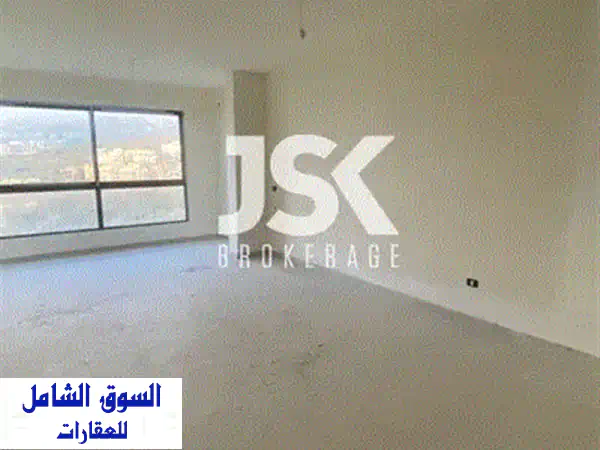 شقة فاخرة للبيع في ريفون، كسروان: إطلالة جبلية خلابة!