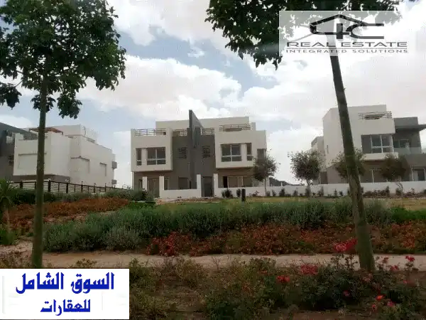 فيلا توين هاوس بحري فاخرة للبيع في هايد بارك -...