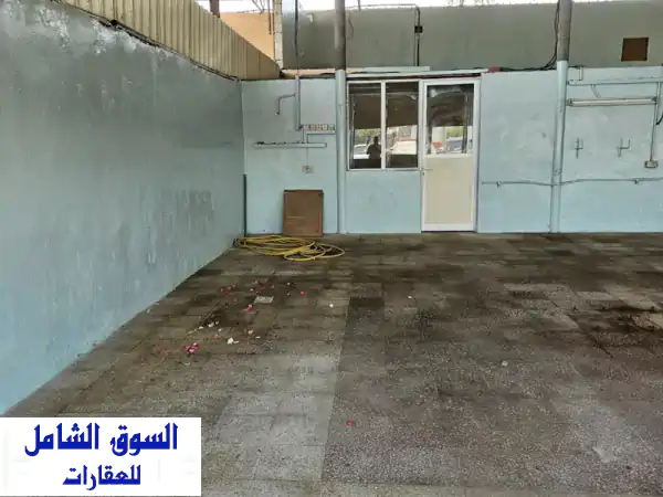 شبرة تجارية للإيجار في مصفح الصناعية - مثالية لشو روم، مغسلة سيارات، أو ورشة!