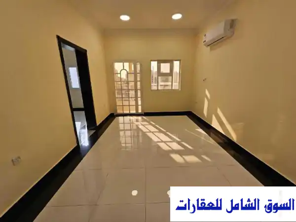 شقة مفروشة للإيجار في النجمة - الدوحة | غرفة نوم واحدة | 4000 ر.ق شامل