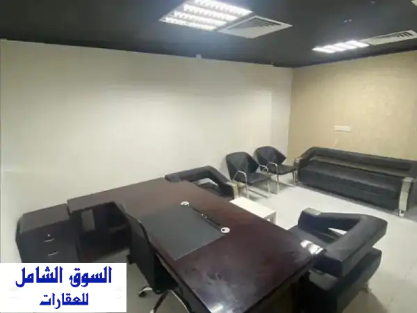 مكتب تجاري فاخر مفروش للبيع في برج الفالكون، عجمان...