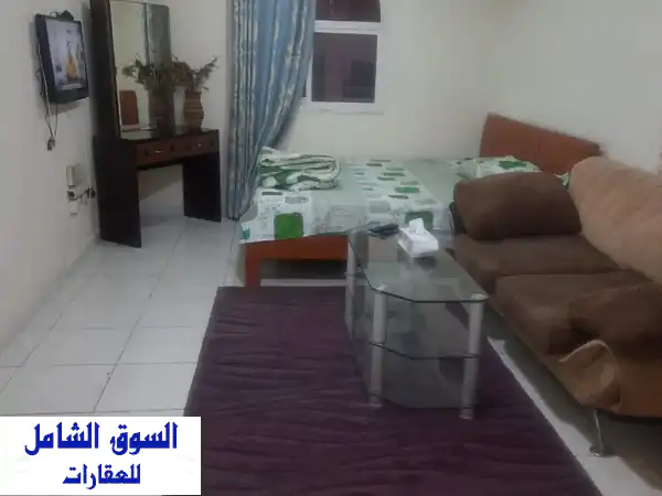 استوديو مفروش فاخر للإيجار الشهري في عجمان -...