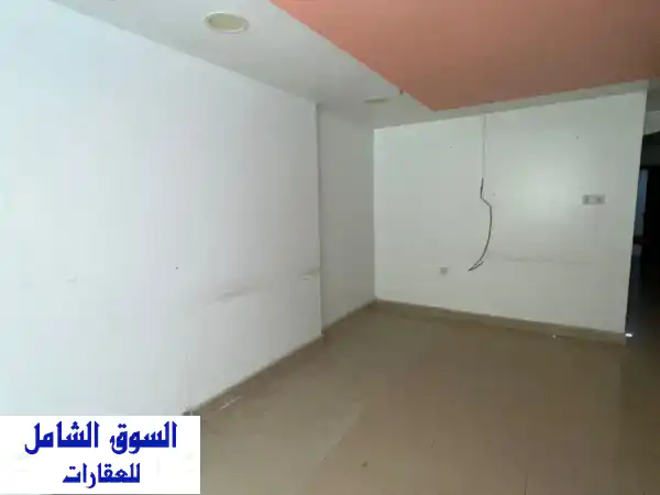 مكتب تجاري فاخر للإيجار السنوي في النعيمية 2 - على...