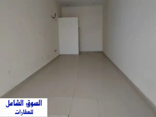 محلات تجارية للإيجار في معيذر - شارع تجاري مميز! 40م² - 10,000 ريال قطري