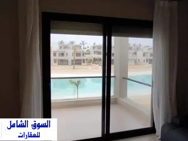 شالية فاخر 120م² بفيو بحر خلاب في قرية ازها...
