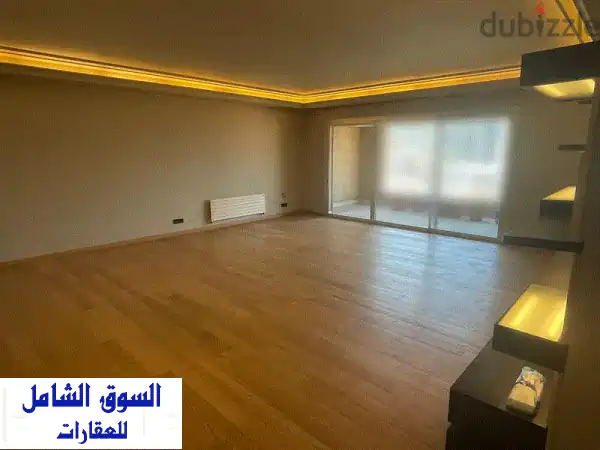 شقة فاخرة للبيع في وسط بيروت - إطلالة خلابة...