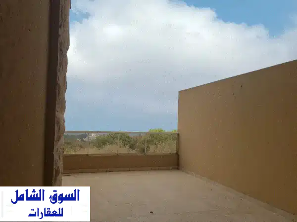 شقة فاخرة للبيع في شيخان - إطلالة بحرية خلابة!...