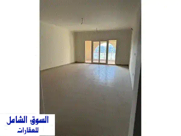 شاليه أحلامك في جيفارا راس الحكمة! 83م + حديقة 15م، فيو حمام سباحة، بمقدم 600 ألف فقط!