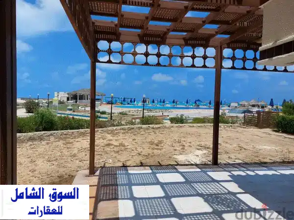 فيلا ساحرة على شاطئ البحر في ميناء ٣ بالساحل الشمالي...