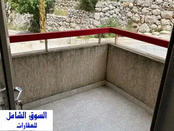 شقة فسيحة 105 متر مربع للبيع في الدوار! إطلالة جبلية خلابة وموقف سيارات!