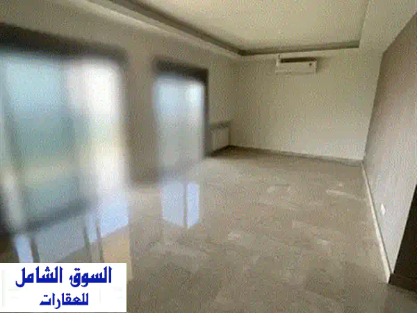 شقة فاخرة للإيجار في ديك المهدي - إطلالة جبلية خلابة! (250م² + تراس 86م²)