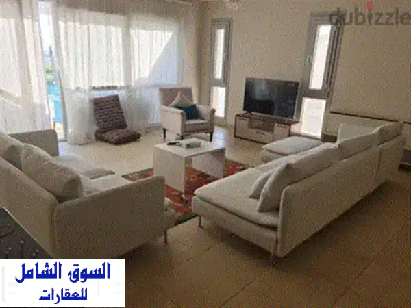 فيلا فاخره كامل التشطيب بحديقة خاصة في تلال السخنة - صف أول! (UC-404430)
