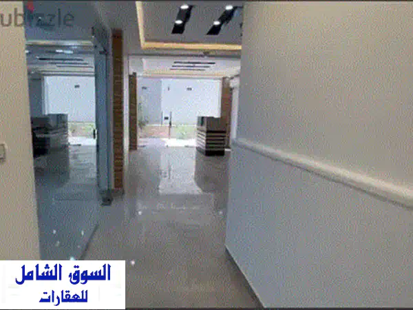 مكتب إداري فاخر 320م² للإيجار في زهراء المعادي - موقع متميز!