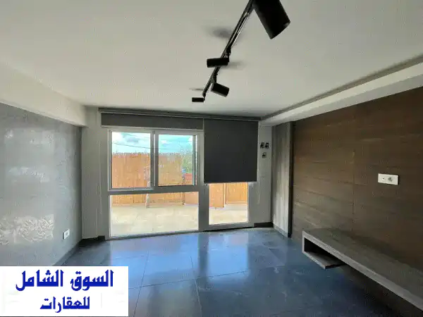 شقة أرضية للإيجار في جونيه - إطلالة خلابة وراحة تامة!