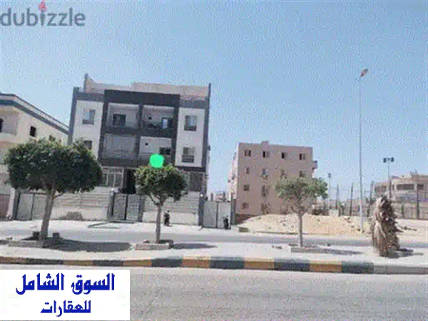 شقة للبيع في كمبوند مروج 6 أكتوبر بموقع متميز أمام نادي الصيد! - فرصة ذهبية!