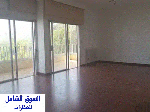 شقة لافتة أنيقة بحديقة خاصة -  إطلالة خلابة وراحة تامة!