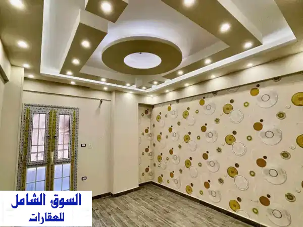 شقة 190 متر سوبر لوكس بجسر السويس - خطوات من مستشفى...