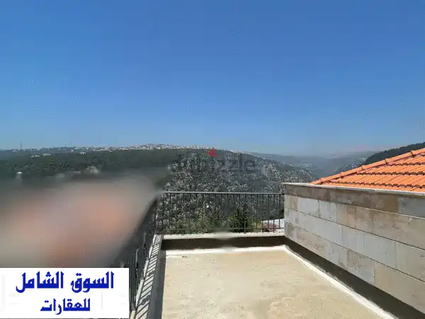 دوبلكس فاخر للبيع في الفريكة - إطلالة جبلية خلابة!...