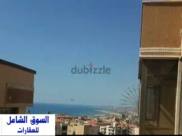 شقة فاخرة للبيع في قبرشمون، عاليه - 125 متر مربع، مفروشة بالكامل، إطلالة خلابة!