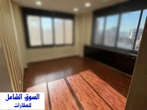 مكتب للإيجار في عين المريسة - موقع مميز وسهل الوصول!