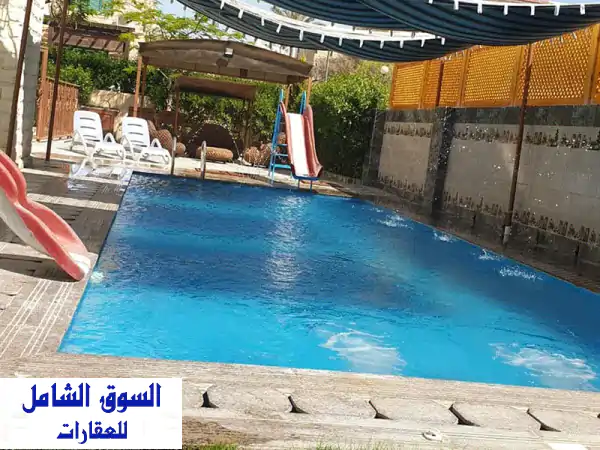 استمتع بإجازة فاخرة في فيلا دوبلكس ساحرة بجرين...