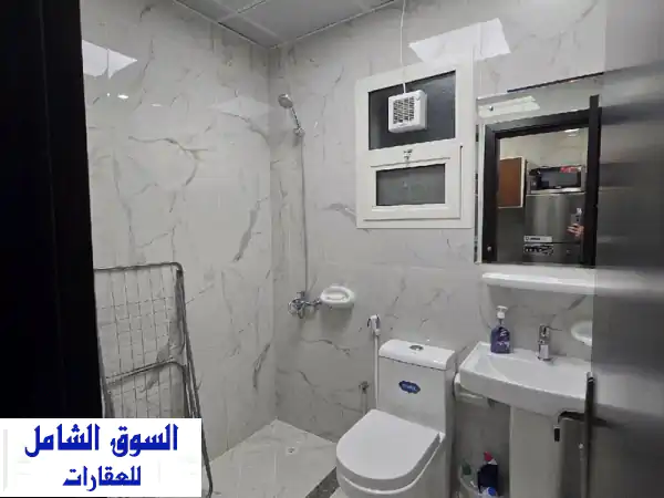 استوديو مفروش فاخر للإيجار في عجمان - الراشدية (بدون عمولة!)
