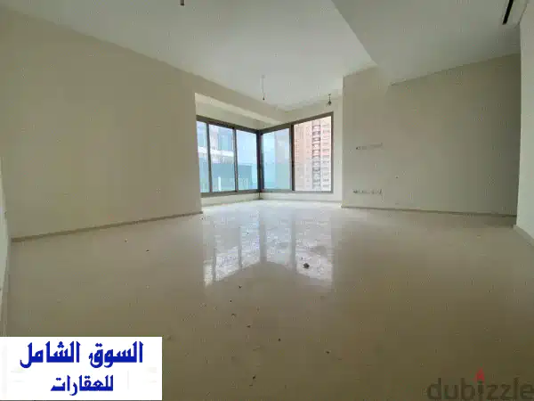 شقة فاخرة للإيجار في عين المريسة - إطلالة بحرية خلابة!