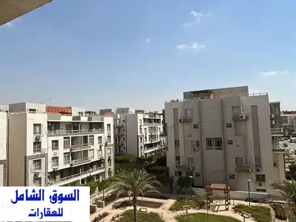 بنتهاوس فاخر للبيع في جايد كومباوند أمام الرحاب...