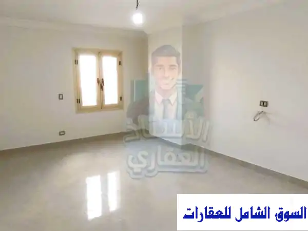 شقة فاخرة للإيجار في الأزاريطة - بالقرب من الجامعات - 222م²