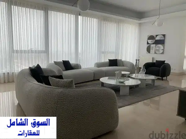 شقة فاخرة للإيجار في الأشرفية - مساحة واسعة...