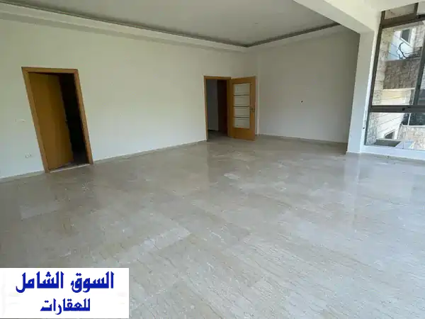 شقة فاخرة للإيجار في المنصورية - 180 متر + تراس واسع (MANR239)