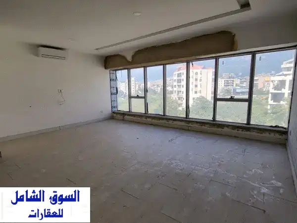 مكتب فاخر 55 متر مربع بإطلالة جبلية خلابة في كسليك...