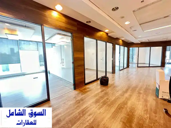 مساحة مكتبية فاخرة للإيجار - 200 متر مربع في برج...