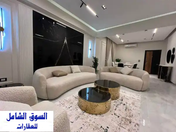شقة فاخرة مفروشة للإيجار اليومي/الشهري بالمهندسين...