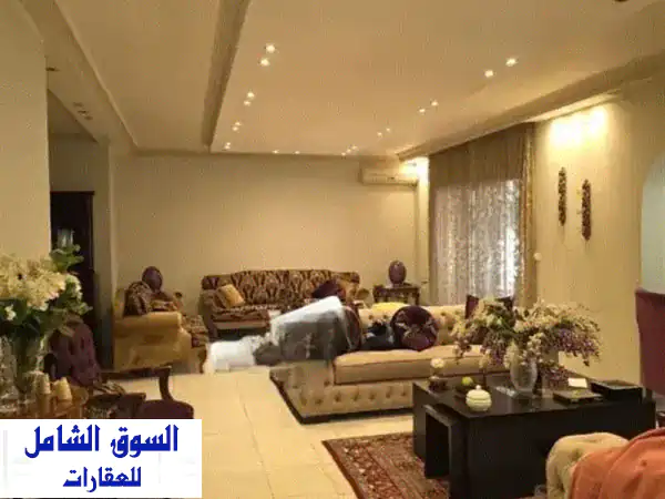 شقة فاخرة 250 متر مربع في طلعت الخياط | فرصة...