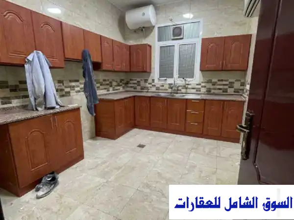 فيلا مستقلة فاخرة للإيجار السنوي في الصاروج، العين - 4 غرف نوم ومساحة واسعة!