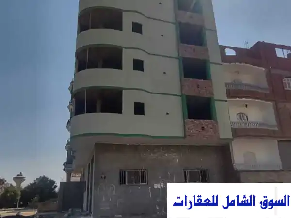 مبنى تجاري فاخر للبيع في السويس - حي السلام 1 -...