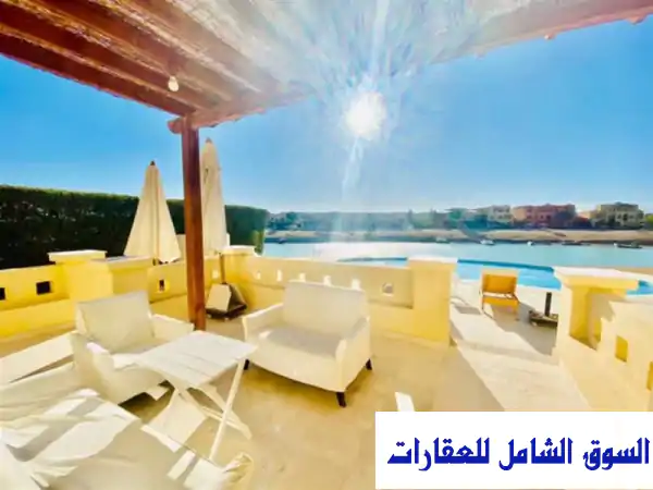 شاليه فاخر 3 غرف ماستر في الجونة - منظر خلاب على البحر - 24 مليون جنيه