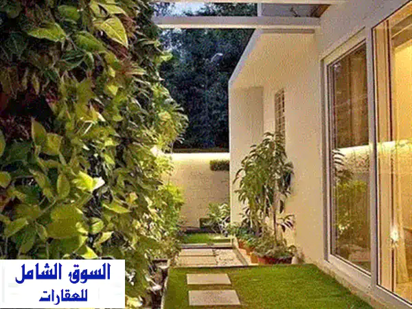 شقة أحلامك في سوديك إيست! بحري، استلام فوري، موقع مميز
