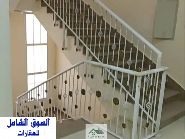 فيلا فاخرة للإيجار في مدينة شخبوط - حوض 12 | مدخل...