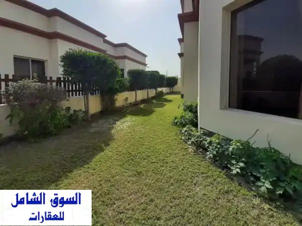فيلا نصف مفروشة للإيجار في الجنبية - قريبة من...