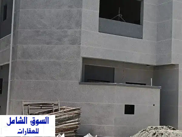 فيلا زاوية فاخرة للبيع في قلب قلالي 2 - مسكن أحلامك ينتظرك!