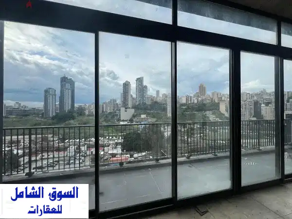 دوبلكس فاخر عصري للبيع في الأشرفية - مساحة واسعة...