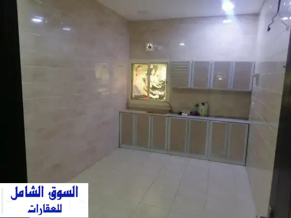 مكاتب تجارية للإيجار في توبلي - موقع مميز قريب من حسن محمود!
